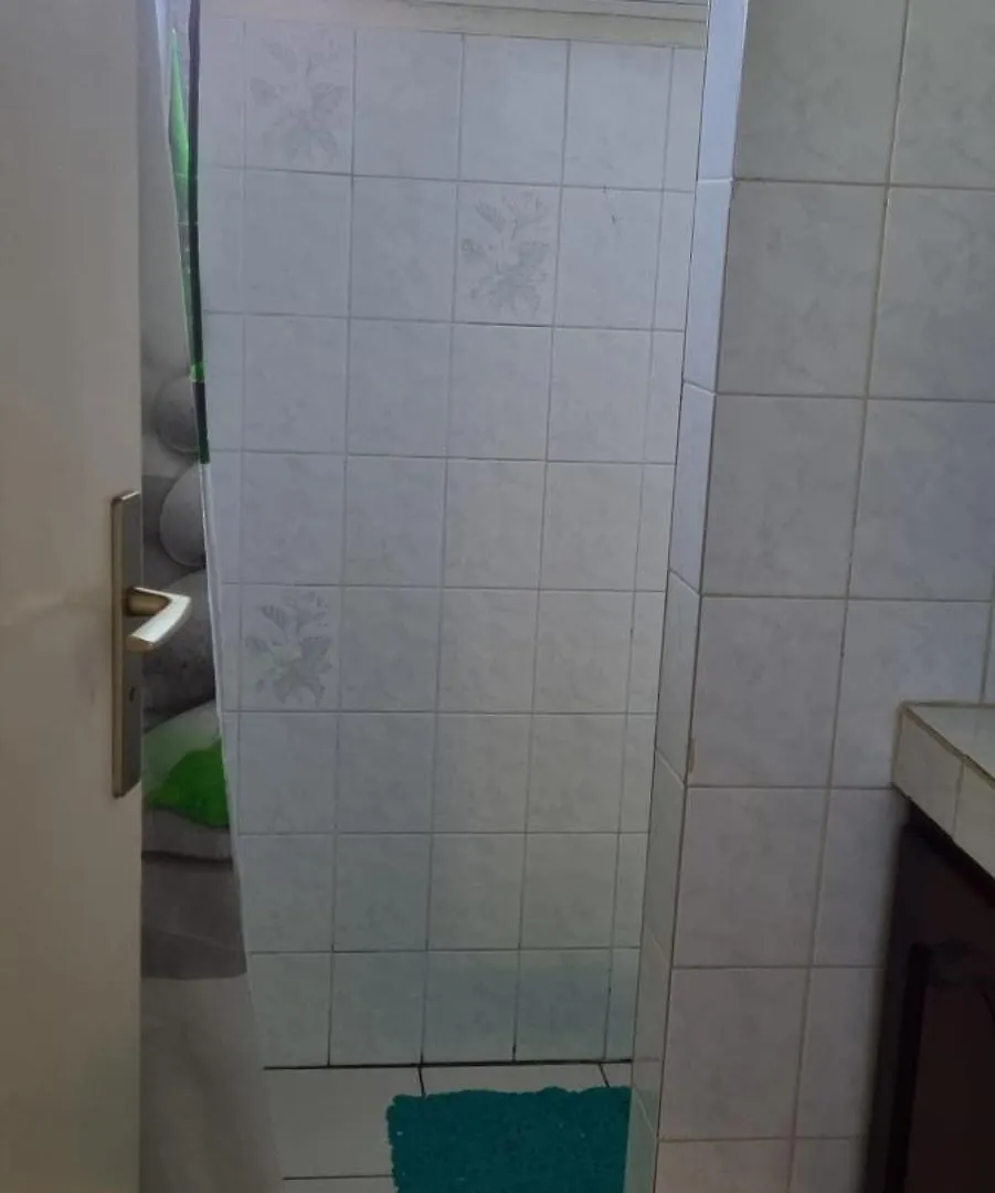 Chantal Emerancienne Petit-Bourg Homestay